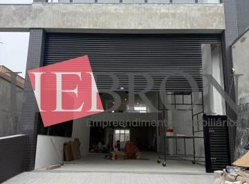 Comercial · 734m² · Ótimo Galpão à venda na região da Vila Antonieta!!!