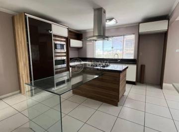 Casa · 400m² · 3 Quartos · 1 Vaga · Casa em São João, Itajaí/SC de 400m² 3 quartos para locação R$ 6.000,00/mes