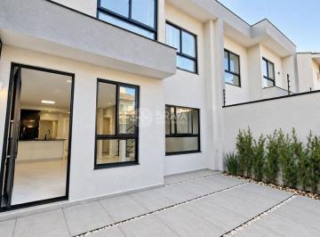 Casa · 100m² · 3 Quartos · 1 Vaga · Sobrado em São João, Itajaí/SC de 100m² 3 quartos para locação R$ 5.100,00/mes