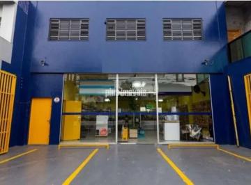 Comercial · 385m² · 4 Quartos · 4 Vagas · Imóvel comercial no coração de Moema.