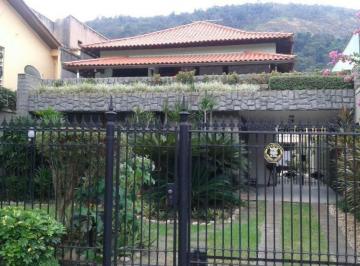 Casa · 255m² · 5 Quartos · 2 Vagas · Casa em São Francisco, Niterói/RJ de 255m² 5 quartos à venda por R$ 2.000.000,00