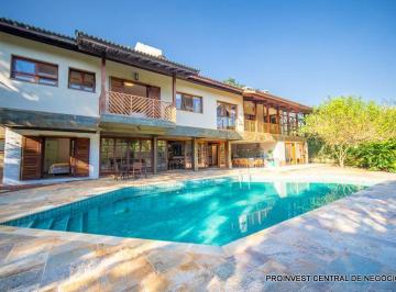 Casa · 677m² · 5 Quartos · 4 Vagas · Casa em Bosque do Vianna, Cotia/SP de 677m² 5 quartos à venda por R$ 4.830.000,00 ou para locação R$