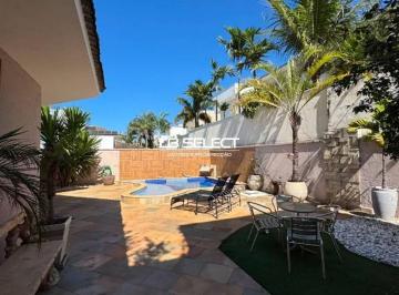 90d4cdefb92e4252b8cc126ec92bee3743a7992c · Casa com 3 suítes à venda, 290 m² por R$ 2.700.000,00 - Jardins Roma - Uberlândia/MG
