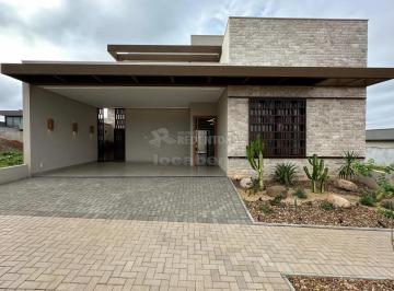 Casa · 300m² · 3 Quartos · 2 Vagas · Casa alto Padrão na Quinta do Lago 2 com 03 dormitorios e 02 vagas de garagem
