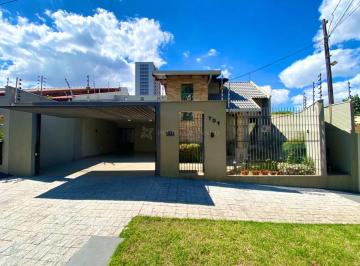 Casa · 261m² · 3 Quartos · 2 Vagas · Casa/Sobrado Casa em Maringá