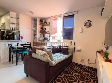 Sala de estar / Sala de jantar · CLSW 504 - Sudoeste - Brasília/DF , Ampla Kit de canto, com armários planejados, pronta para entrar