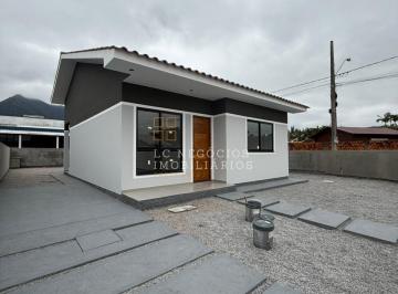 Casa · 77m² · 3 Quartos · 2 Vagas · Casa à venda no bairro Guarda do Cubatão - Palhoça/SC