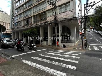 em frente ao Parque Halfeld · Edifício José Augusto Alves - Apartamento em Centro, Juiz de Fora/MG