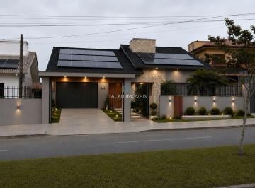 Casa · 220m² · 4 Quartos · 2 Vagas · Casa à venda no bairro Coloninha - Araranguá/SC