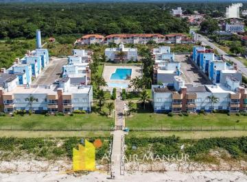 Apartamento · 84m² · 2 Quartos · 1 Vaga · Apartamento em condominio Beira mar com piscina
