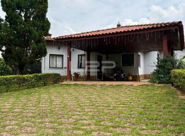 Casa · 256m² · 3 Quartos · 4 Vagas · CASA TÉRREA À VENDA NO CONDOMÍNIO PORTAL DA CONCÓRDIA EM CABREÚVA/SP