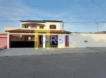 Casa · 482m² · 6 Quartos · 4 Vagas · Casa para venda em Centro de 482.00m² com 6 Quartos, 2 Suites e 4 Garagens