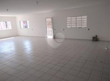 Apartamento · 646m² · 1 Quarto · 5 Vagas · Apartamento para venda em Vila Agrícola de 646.00m² com 1 Quarto e 5 Garagens