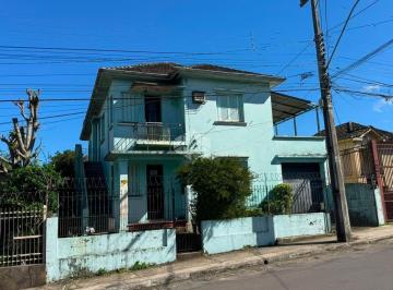 Casa · 266m² · 4 Quartos · 2 Vagas · Sobrado amplo á venda no bairro Perpétuo Socorro