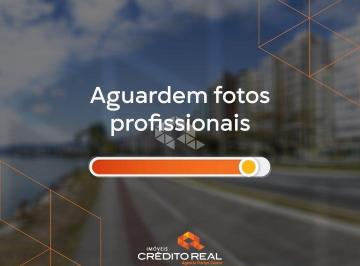 Casa · 225m² · 5 Quartos · 4 Vagas · CASA À VENDA COM 5 QUARTOS 2 SUÍTES E 4 VAGAS NO CENTRO DE FLORIANÓPOLIS