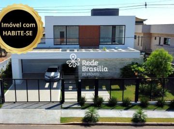 Casa · 300m² · 4 Quartos · 4 Vagas · Jardim Botânico III - Casa de Alto Padrão, aceita financiamento, Jardim Botânico - DF