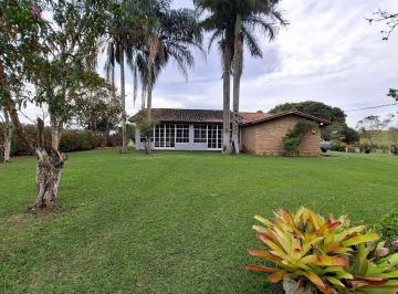 Rural · 48400m² · 3 Quartos · 2 Vagas · Sítio à venda em Guaratinguetá/São Paulo