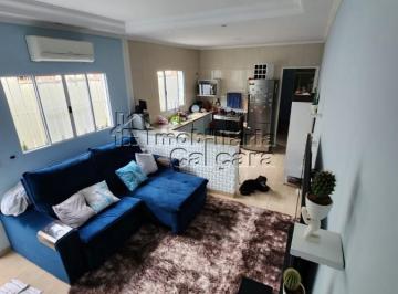 202609110934072032.jpeg · Casa com 02 dormitórios com edicula á 550 metros da praia!!!