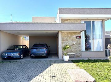 Casa de 4 quartos, Pinhais · Casa de 220 m² com 4 quartos à venda em Estância Pinhais