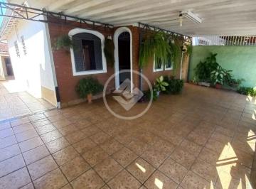 Casa · 75m² · 2 Quartos · 2 Vagas · Casa de 75 m2 com 2 dormitórios sendo 1 suíte a venda, no Jardim Garcia