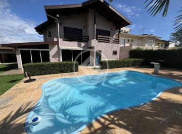 Casa · 450m² · 3 Quartos · 4 Vagas · Casa em condomínio, 3 suítes, gourmet completo e piscina aquecida em quintal amplo