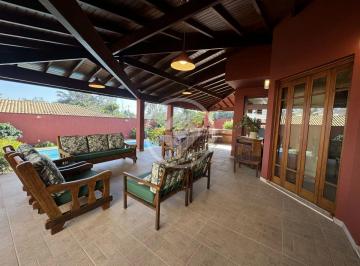 Casa · 318m² · 5 Quartos · 3 Vagas · Casa em condomínio com 5 dormitórios sendo 4 suítes, piscina e gourmet