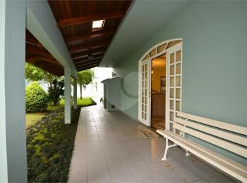Casa de 4 quartos, Curitiba · Casa com 4 Quartos e 10 Vagas de Garagem