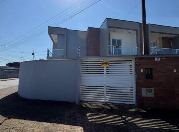 Foto 01 · Imperdível oportunidade de adquirir casa à venda em Itanhaém-SP, bairro Savoy! 2 quartos, 1 suíte, 1