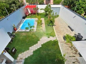 Imagem Principal · Casa a venda com 2 dormitórios, localizada em Porto Feliz/SP no bairro Olívio Barbosa.