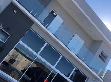 Casa · 222m² · 3 Quartos · 3 Vagas · Casa de Condomínio para venda em Res. Euroville Ii de 222.50m² com 3 Quartos, 3 Suites e 3 Garagens