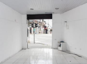 Comercial · 27m² · Loja na Rua João Fernandes Camisa Nova Júnior, 505 - Ponto de esquina • 27 m²