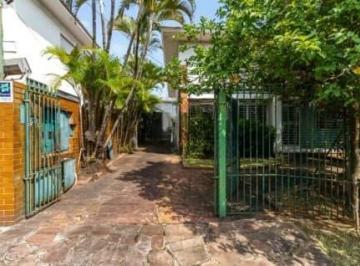 Comercial · 605m² · 6 Vagas · Casa comercial na Rua Almirante Pereira Guimarães, 258 • 605 m²