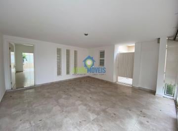 Casa · 260m² · 3 Quartos · 2 Vagas · CASA PARA LOCAÇÃO VILA ESTÁDIO ARAÇATUBA-SP