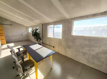 Comercial · 210m² · 14 Quartos · Imóvel Comercial à Venda em Porto Alegre