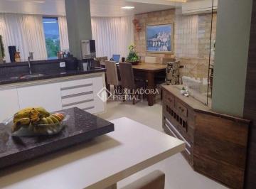 Apartamento · 118m² · 3 Quartos · 2 Vagas · Apartamento com 3 dormitórios uma suíte, elevador e 2 vagas de garagem no centro de Feliz RS