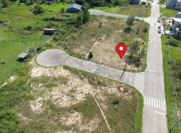Terreno · 520m² · Terreno de esquina 519,63 m² a 300 m do mar — Mares de Garopaba, Praia da Gamboa