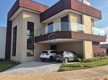 Casa · 210m² · 3 Quartos · 4 Vagas · Casa em Wanel Ville, Sorocaba | 3 Suítes, 210m²