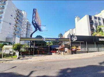 Comercial · 1300m² · 32 Vagas · Excelente Deposito localizado no bairro - Mont Serrat