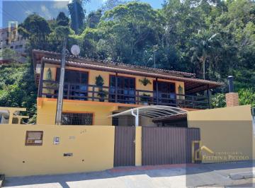 Casa · 192m² · 3 Quartos · 1 Vaga · Casa à Venda em Forquilhinha, São José - 3 Suítes, Semi-mobiliada