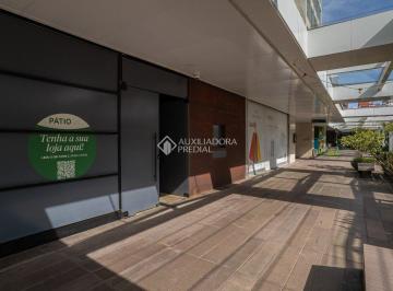 Comercial · 64m² · Loja comercial 63m²| Pátio 24