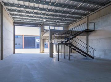 Comercial · 230m² · Pavilhão NOVO 230m² | 3 vagas | Segurança 24h