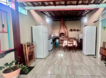 Casa de 3 quartos, Sorocaba · Casa de 150 m² com 3 quartos à venda no Jardim Santa Rosália