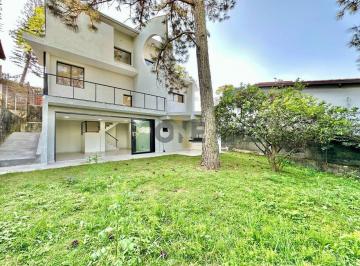 13763_i72nqkf8lhMD2j74wh4_137636aa3fb5f23059.jpg · Casa com 3 dormitórios, sendo 3 suítes para venda - Granja Viana - Cotia - SP