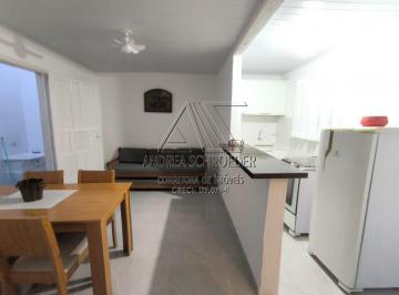 Casa · 50m² · 1 Quarto · 1 Vaga · Casa em condomínio com 1 dormitório, 50m², sala e cozinha amplas, churrasqueira e vaga coletiva, a 2