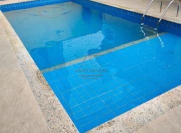 Casa · 140m² · 3 Quartos · 5 Vagas · Oportunidade incrível! Casa com excelente piscina sendo 03 dormitórios, Sendo um grande dormitório n