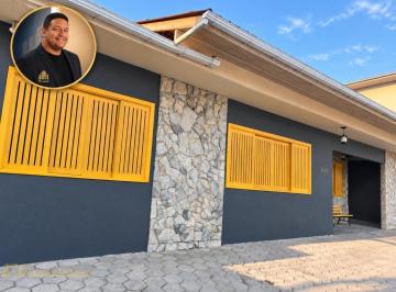 Comercial · 177m² · 4 Vagas · Ampla Casa Comercial para Aluguel de 177m2, No Centro de Santo Amaro - SC