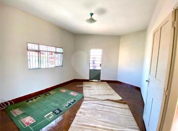 Casa · 70m² · 1 Quarto · Casa para alugar em Vila Metalúrgica de 70.00m² com 1 Quarto