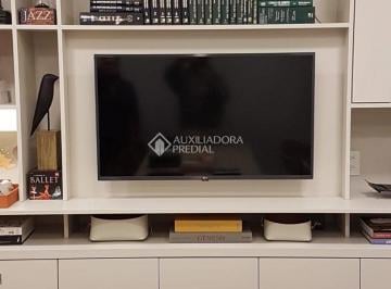 Comercial · 23m² · Sala no Centro de Florianópolis com móveis planejado