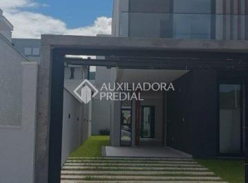 Casa · 200m² · 4 Quartos · OPORTUNIDADE EM FLORIANÓPOLIS: Espaço, Conforto e Sofisticação! ?