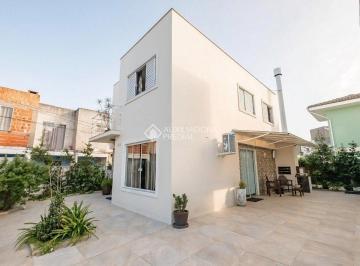 Casa · 242m² · 3 Quartos · More Bem no Rio Vermelho - Casa 3 Quartos com Suíte e Aquecimento